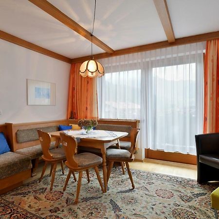 Haus Dejakom Майрхофен Экстерьер фото