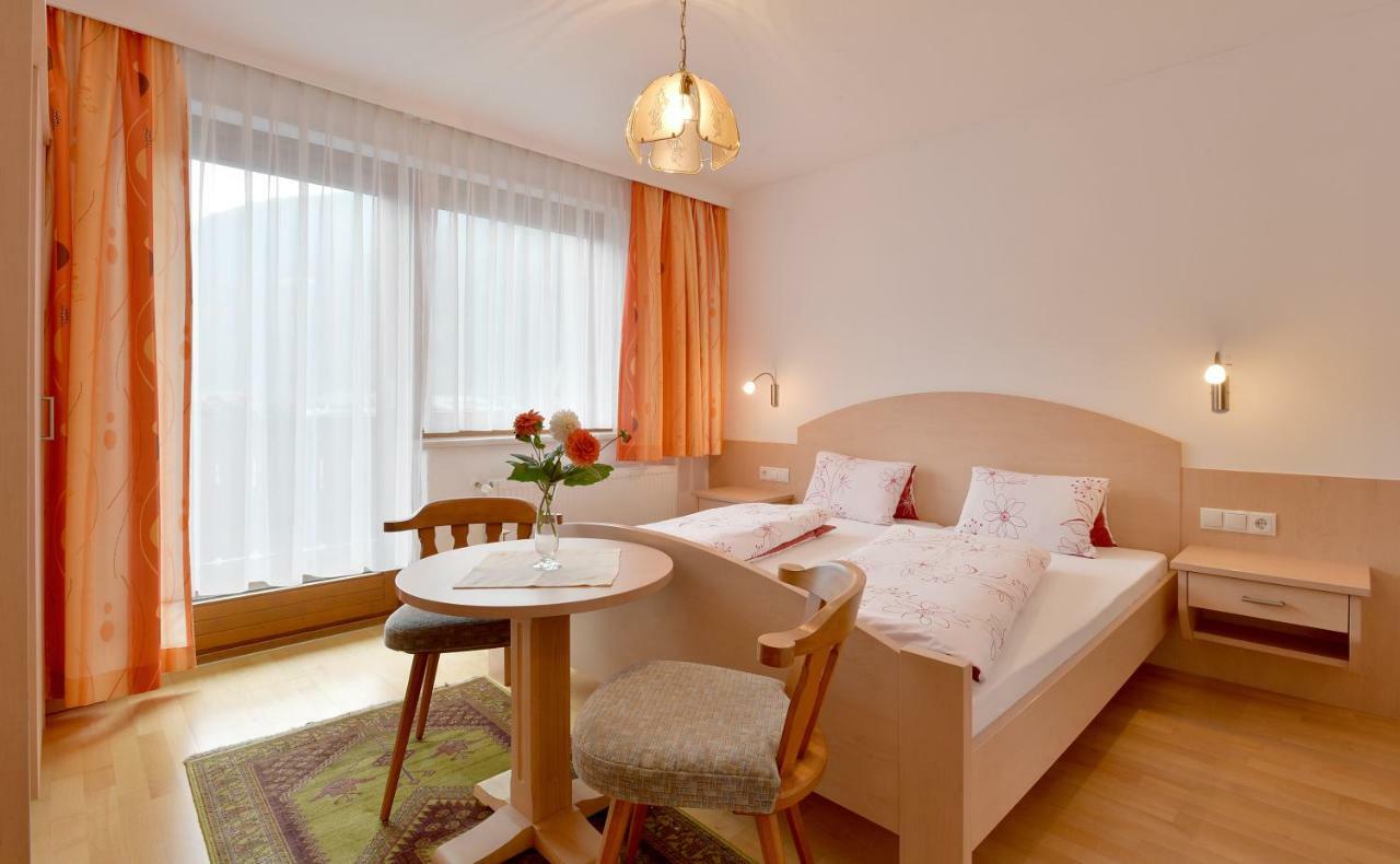 Haus Dejakom Майрхофен Экстерьер фото