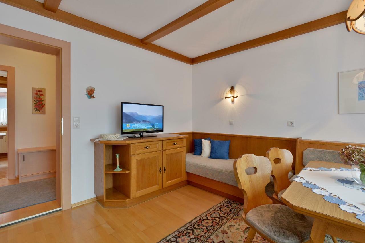 Haus Dejakom Майрхофен Экстерьер фото