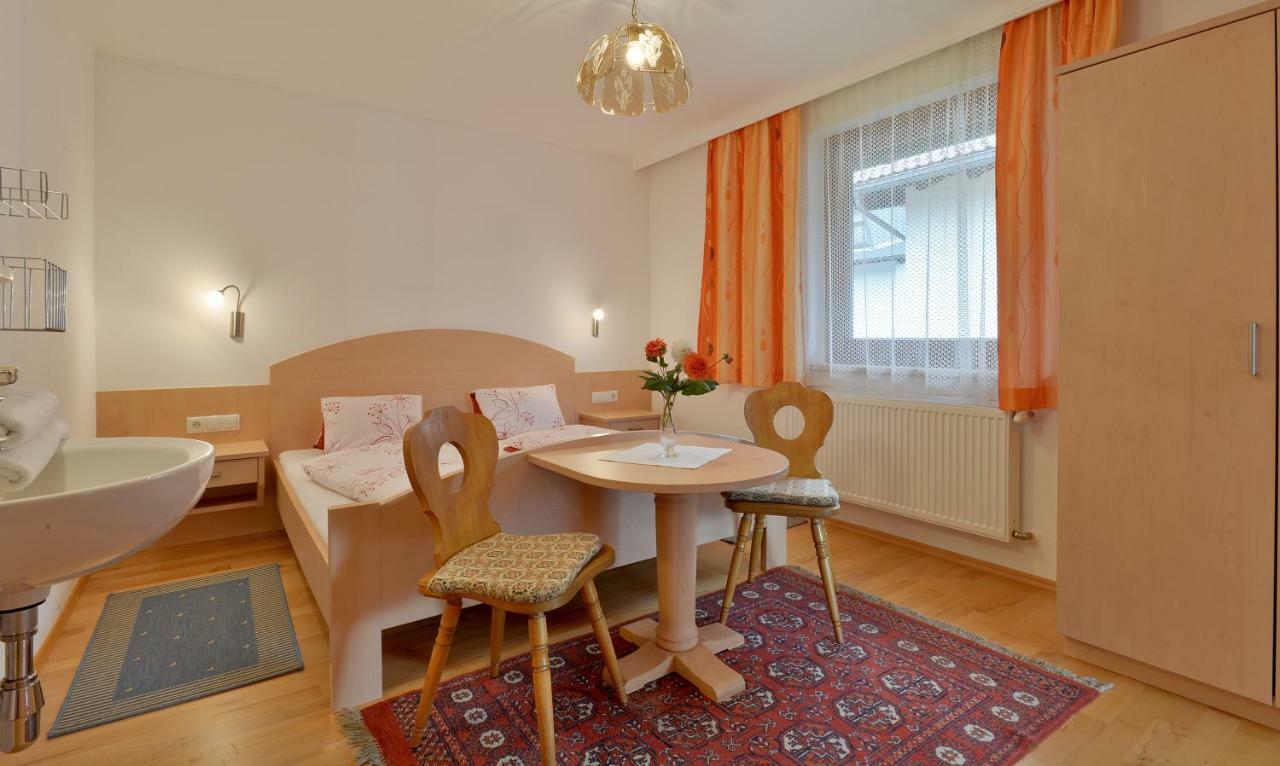 Haus Dejakom Майрхофен Экстерьер фото